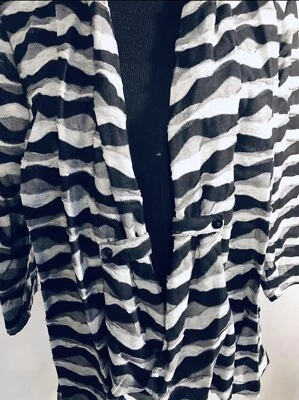 Cárdigan delantero abierto Sag Harbor suéter negro, blanco y gris 1x usado en excelente estado Foto 1 de 4