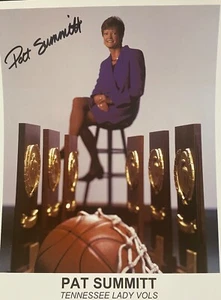 PAT SUMMITT HANDSIGNIERTES HANDSIGNIERTES FOTO DAS BESTE AUF EBAY! - LADY VOLS! - Bild 1 von 1