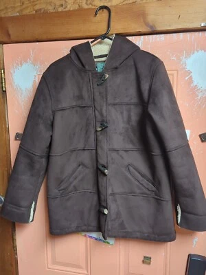 Casaco Lauren Ralph Lauren Sherpa forrado com capuz camurça sintética pequeno médio P/M - Imagem 1 de 4