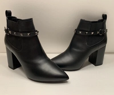 Botines Valentino Garavani Rockstud de cuero negro talla 41 precio de venta sugerido por el fabricante 1245,00 USD Foto 1 de 4