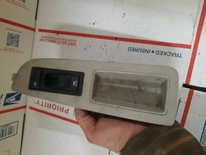 OEM 2006 Chrysler 300 DODGE Magnum Charger RIGHT FRONT WINDOW SWITCH - Picture 1 of 3