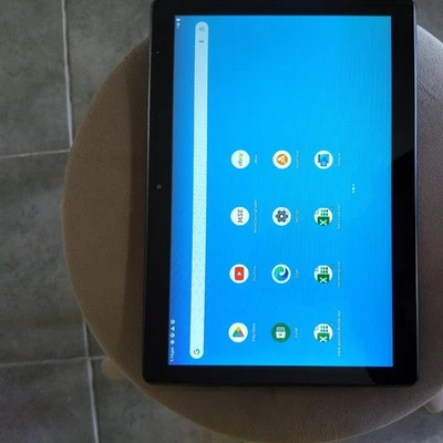 Lenovo Tab M10 HD 16GB, Wi-Fi, 10.1" - Slate Black with expandable memory  - Image 1 of 4