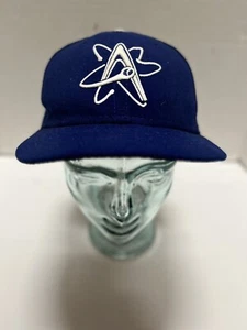 Cappello aderente New Era 59fifty Albuquerque Isotopes blu bianco adulto taglia 7 3/4 - Foto 1 di 12