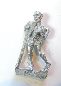 Warhammer Citadel Townfolks 1989 MM62 Citizen #6 Beggar - Picture 1 of 1