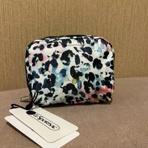 Lesportsac Leopard Small Square Cosmetic Bag NWT - Picture 1 of 5