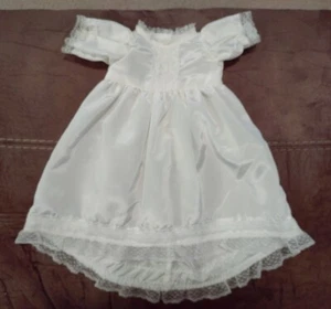 Vintage Doll Dress Artisan Handmade Off White Silk Satin Lace 1960-1970 - Picture 1 of 15