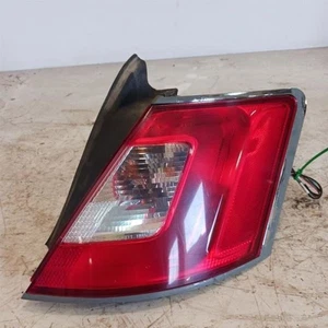 Cuarto de luz trasera de pasajero Taurus montado en panel se adapta a 10-12 4524847 - Imagen 1 de 12