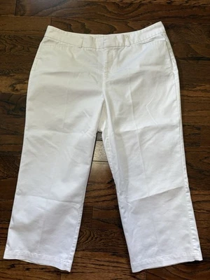 Capris cortos Dockers Ideal Fit pierna ancha para mujer talla 14 Foto 1 de 4