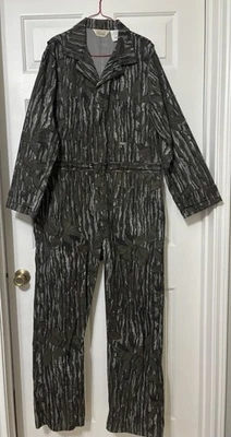 Walls - Advantage Camo Coveralls - Size Large  Regular  Men’s Chest 42-44 NEW - Image 1 of 4