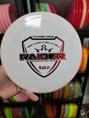 DYNAMIC DISCS Fuzion RAIDER Disc Golf Driver White 174g - Image 1 of 2