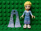 NEUF LEGO Elsa -- cape paillettes, jupe bleue moyenne, chaussures blanches figurine gelée
