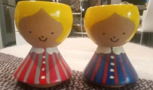 Zwei alte schwedische oder dänische Eierbecher aus Holz - Bild 1 von 24