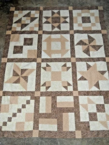 Brown Sampler -- trapunta **nuova** (45 x 58) - Foto 1 di 4