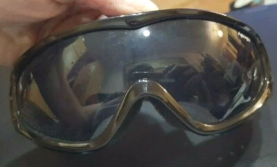 RARO De colección I-GOGS Igogs GAFAS DE SOL DEPORTIVAS NEGRAS Ajustables CORREA Protectores de Espuma Esquí  Foto 1 de 4