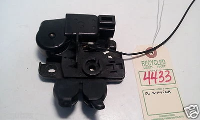 2006 Nissan Maxima Trunk Lock Actuator OEM #4433 - Image 1 of 4