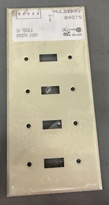 LOT OF 3 Mulberry 5G Toggle Smooth Ivory 84075 - Picture 1 of 2