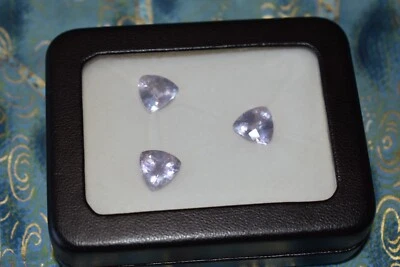 Cuarzo rosa brasileño 3 4,09 quilates 11 mm Foto 1 de 4