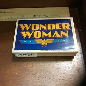 Wonder Woman Stempel DC Comics Inkadinkado Neu Holzblock 4” x 2,75” - Bild 1 von 9