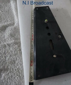 Vinten large wedge plate for tripod head approx 26cm long 15cm wide - Picture 1 of 7