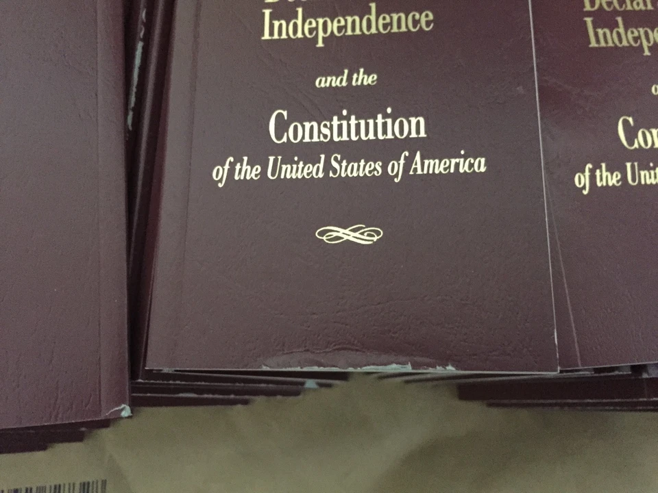 10 PACK USED Pocket Size United States Declaration Independence Constitution USA - Image 1 of 1