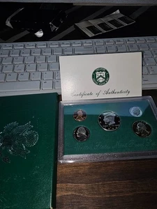 1996 Proof Set U.S. Mint Original Government Packaging With COA - Picture 1 of 1