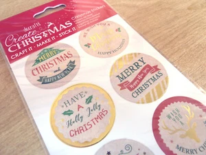 Rund Frohe Weihnachten Etiketten Aufkleber Klebeetiketten für Fest Basteln WD28 - Bild 1 von 2
