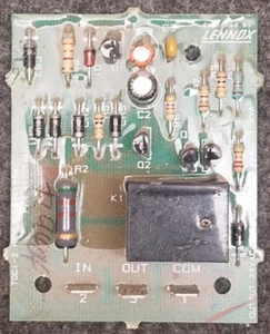 LENNOX TOC1-2 C REV LB-61378 P/N 47J35 zeitgesteuerte Steuerplatine - Bild 1 von 2