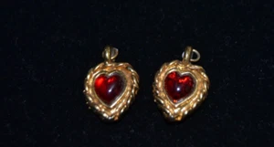 Y2K HEART SHAPED Charms Goldtone Metal 2 Vintage RED GLASS 5/8" L X 1/2" W - Picture 1 of 5