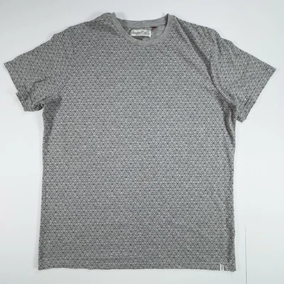 Sovereign Code Shirt Men’s 2xl Gray Triangle Print - Image 1 of 4
