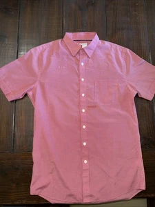 Chick-Fil-A Team Style Oobe Red Gingham Check Short Sleeve Button-Up Sz M - Picture 1 of 3