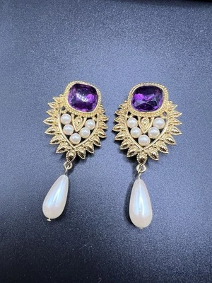 Shaill Jhaveri For Avon Womens Clip Earrings Long Purple Crystal Faux Pearl 2.5” - Image 1 of 4