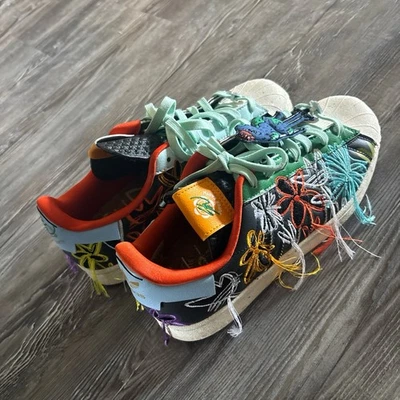 Adidas Superearth Mujer Zapatos Talla 7 Multicolor Informales Tenis Gran Calidad” Foto 1 de 2