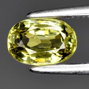 💎 0.81ct VS Oval Natural Yellowish Green Grossular Garnet - Africa, Gemstone - Picture 1 of 4