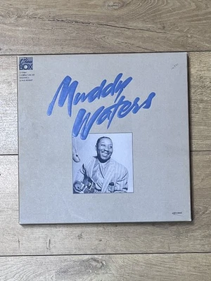 Muddy Waters Chessbox 3 Compact Disc Set + 32 Page Booklet - Image 1 of 4
