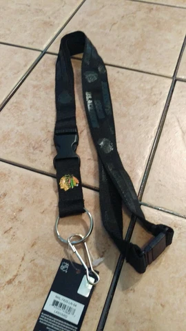 NWT Chicago Blackhawks NHL Blackout Black Lanyard Keychain Cover