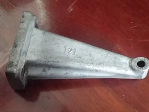 Pair of Mercedes Benz W110 W121 Engine Mounting Support aluminum motor mounts - Picture 1 of 5