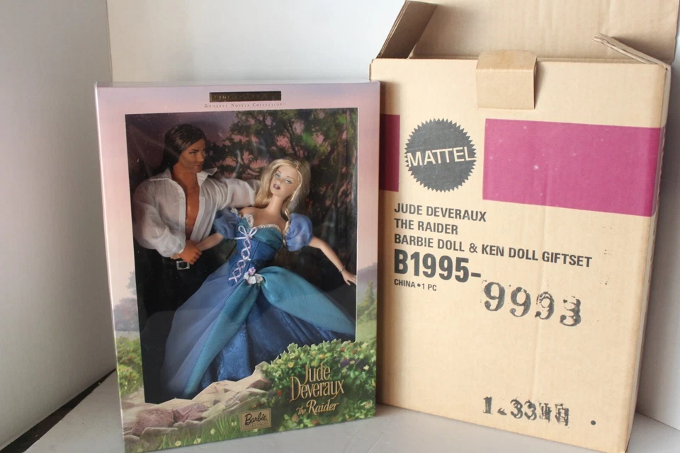 Jude Deveraux The Raider Barbie & Ken Doll Giftset Mattel B1995 NRFB
