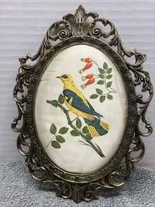 VINTAGE FRAMED BIRD PICTURE ON SILK IN A ORNATE FRAME - Picture 1 of 4