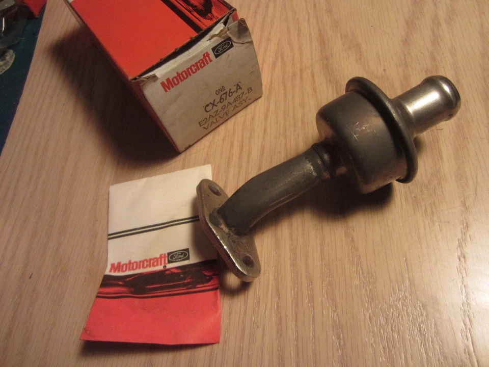 1982 1983 Ford Lincoln Mercury truck 3.8L A.I.R. check valve Motorcraft CX676A - Image 1 of 1