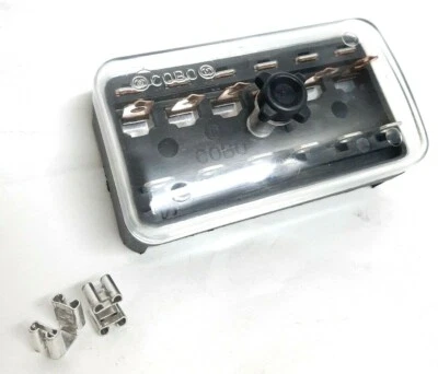 PORTAFUSIBILE TRATTORE 6 VIE CON COPERCHIO COBO (ITALY) UNIVERSALE PER TRATTORE - Immagine 1 di 4