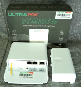 2 Port Gigabit PoE Passthrough Switch Outdoor Ethernet Extender Up to 100m/328ft - Picture 1 of 5