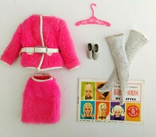 Barbie #1813 Snug Fuzz MOD Outfit Booklet Strümpfe Boots Japan Vintage 60er