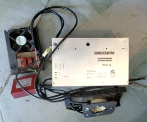 ALIMENTATORE ELETTRONICO SCHIEDERWERK PVG 12 PVG12-14 con presa lampadina, alimentatore ecc - Foto 1 di 4