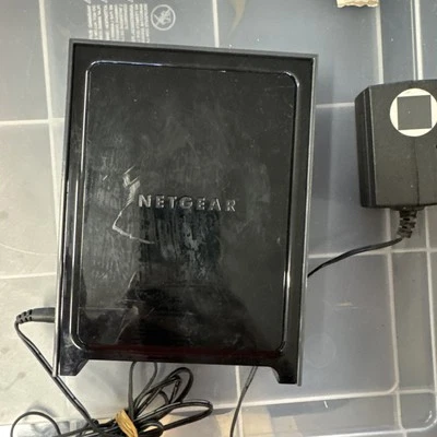 NETGEAR WNR2000 N300 4-Port Wireless WiFi Router - Image 1 of 4