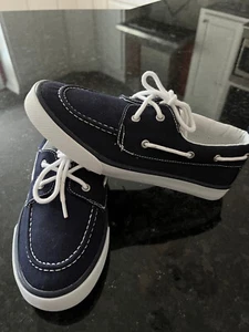 Boys Gymboree Boat Deck Navy Blue Shoes size 3 youth NEW - Picture 1 of 3