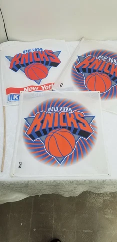 3 NEW YORK KNICKS 1 SIDED 12"X18" GARDEN FLAG NEW & OFFICIALLY LICENSED Cover