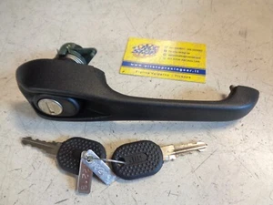 MANIGLIA PORTA ANTERIORE DESTRA FIAT TEMPRA - CON CHIAVE - NUOVA - ORIGINALE - Imagen 1 de 2