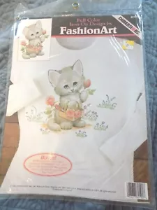 Dimensions Fashion Art Full Color Bügelbild Design ~ Garden Kitty ~ 80190 ~ Neu - Bild 1 von 1