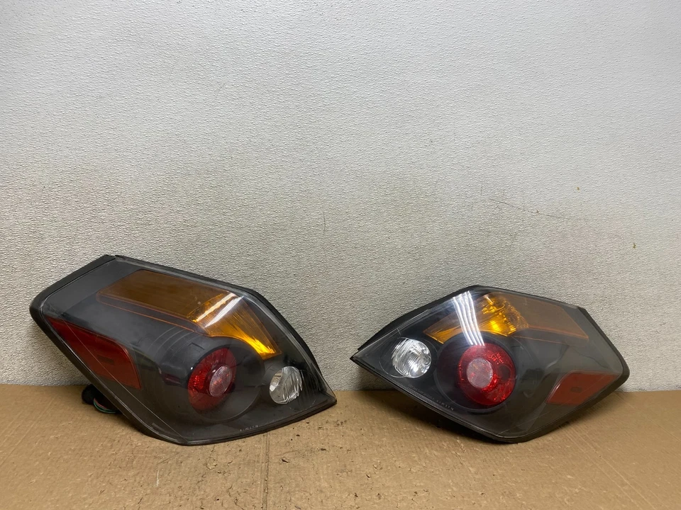 Luces traseras negras laterales izquierda+derecha Nissan Altima 2007 a 2012 V3708 DW Foto 1 de 4