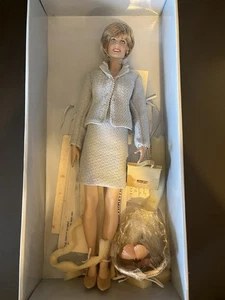 Franklin Mint Prinzessin Diana "The People's Princess" Portrait Puppe OVP  - Bild 1 von 7